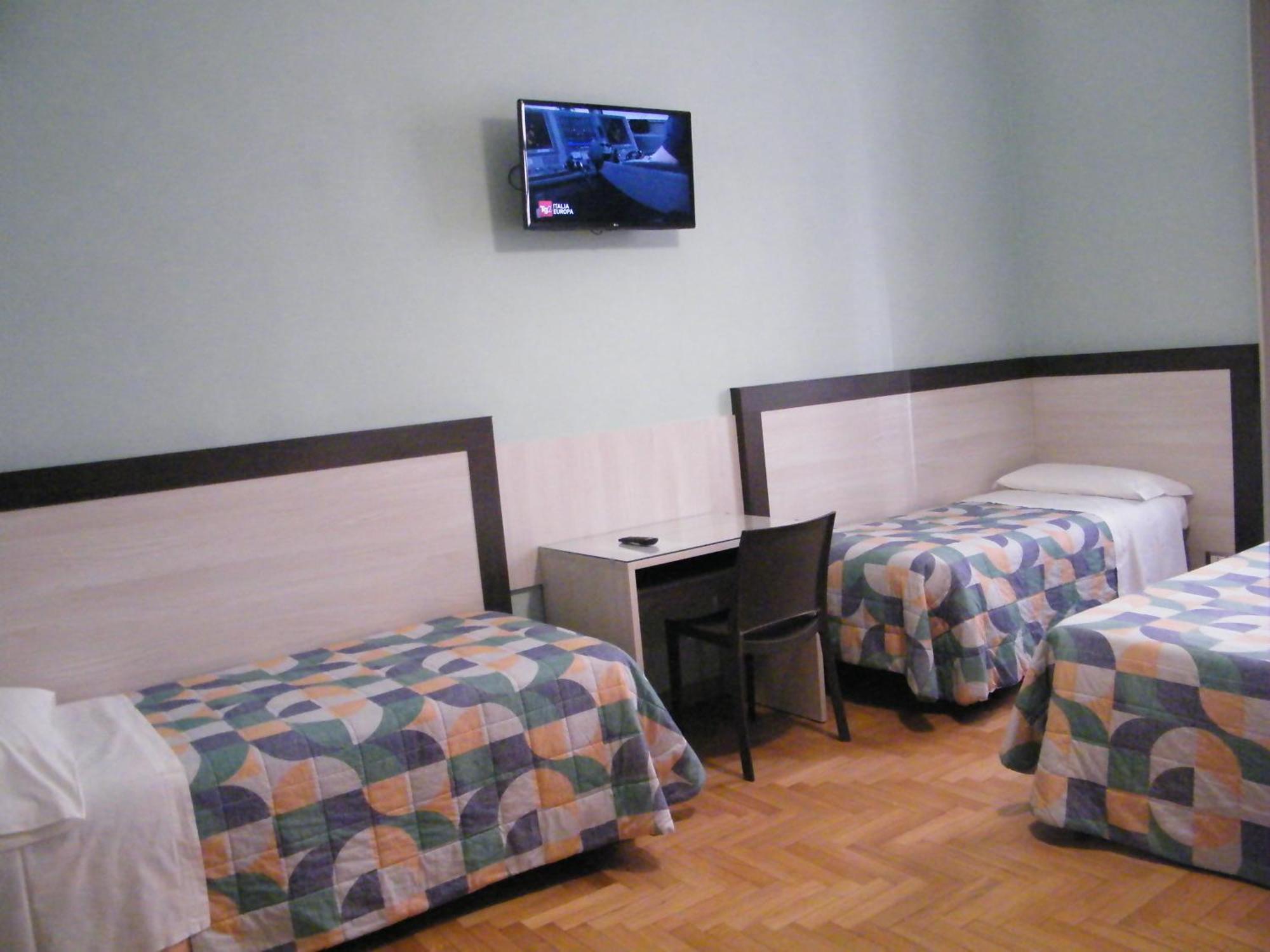 Torino Central-- Rooms And Apartments - Alba Zewnętrze zdjęcie
