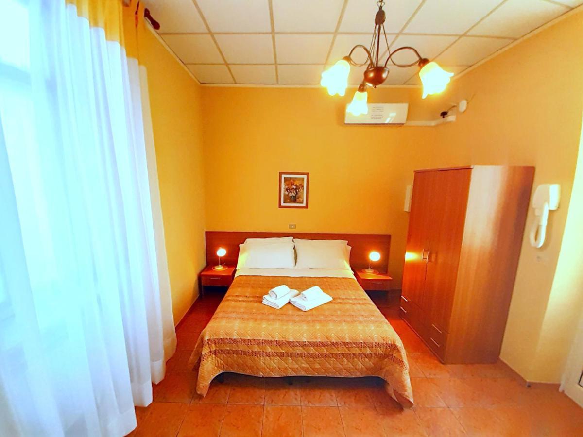 Torino Central-- Rooms And Apartments - Alba Zewnętrze zdjęcie
